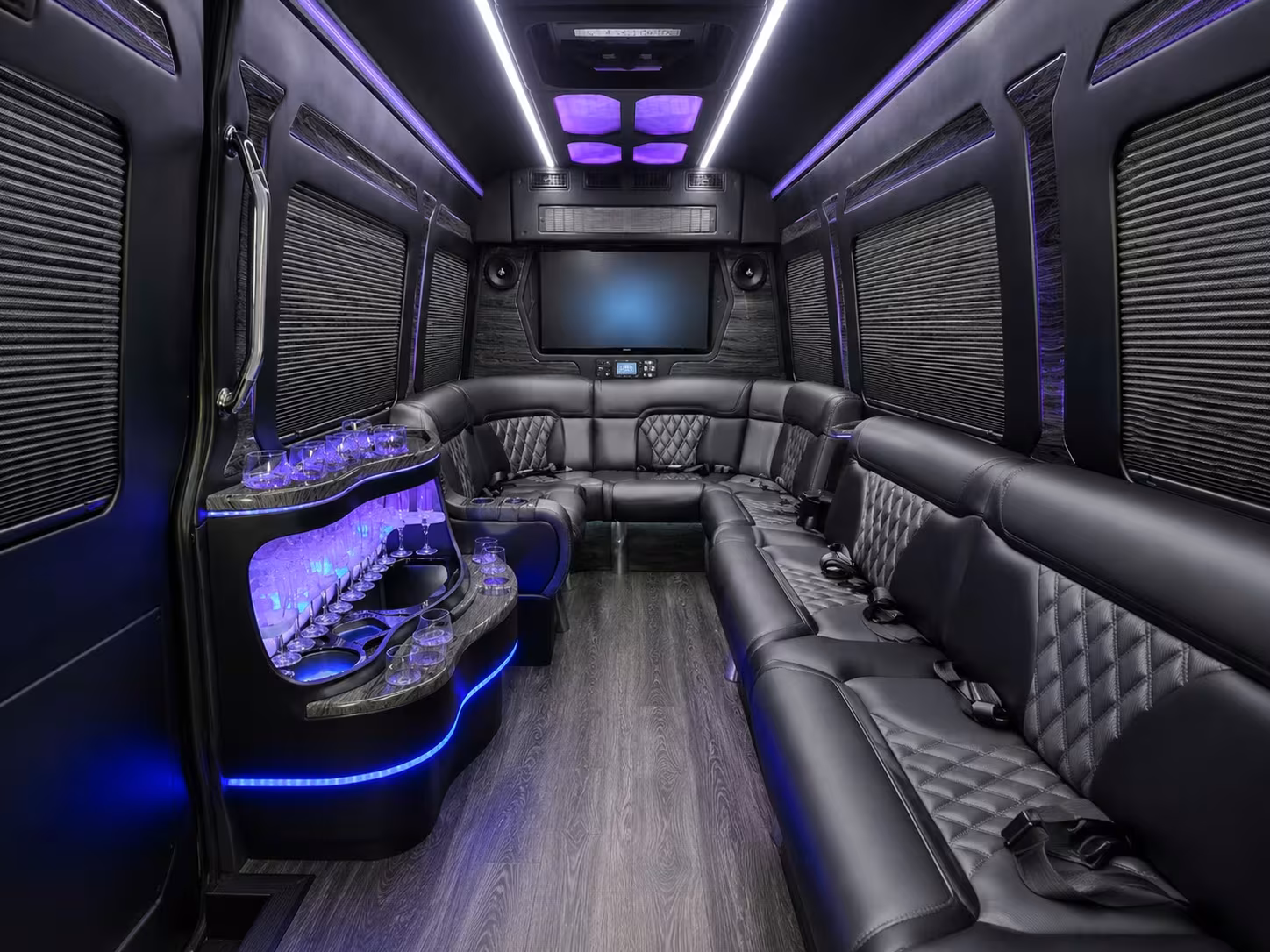 ada accessible bus rentals for west palm beach agencies