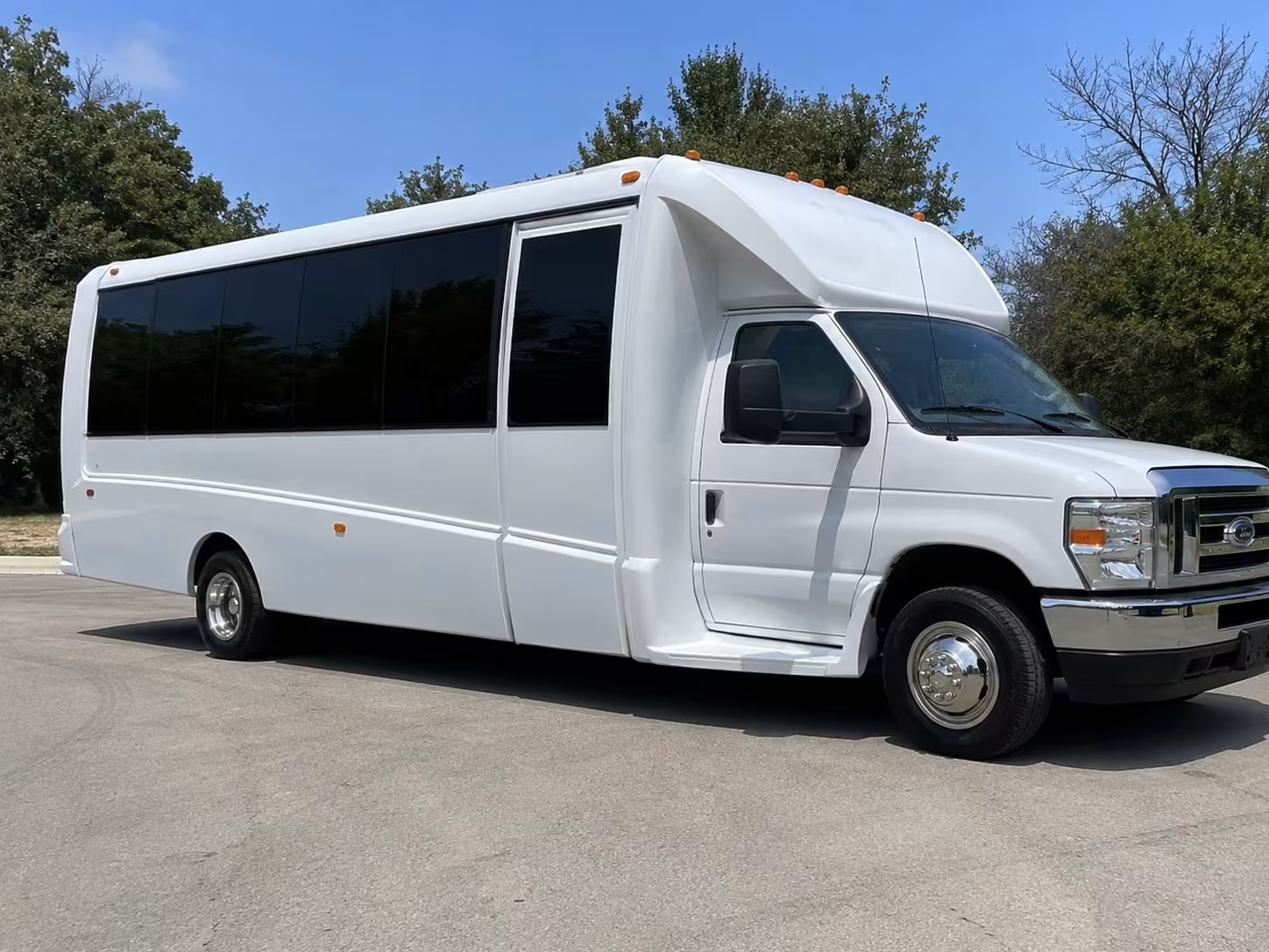 bachelorette party and bachelor party bus rentals in west palm beach