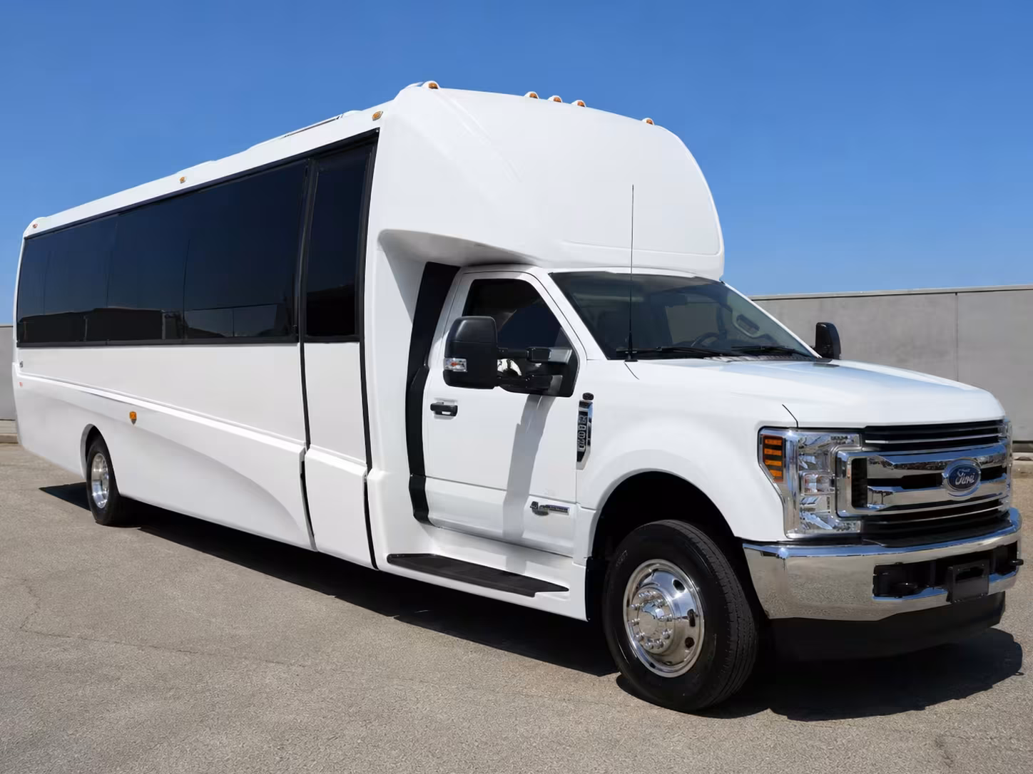 west palm beach 15 passenger minibus rental
